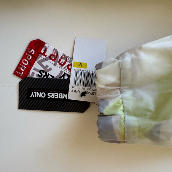 Members Only Men's Windbreaker - Camo Green and Gray - Picture 5 of 8